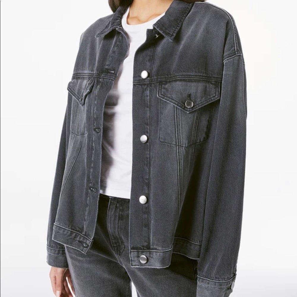 FRAME Oversized Denim Jacket